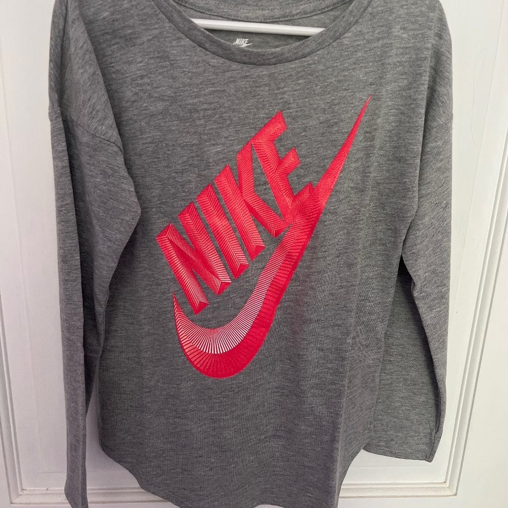 Nike long sleeve